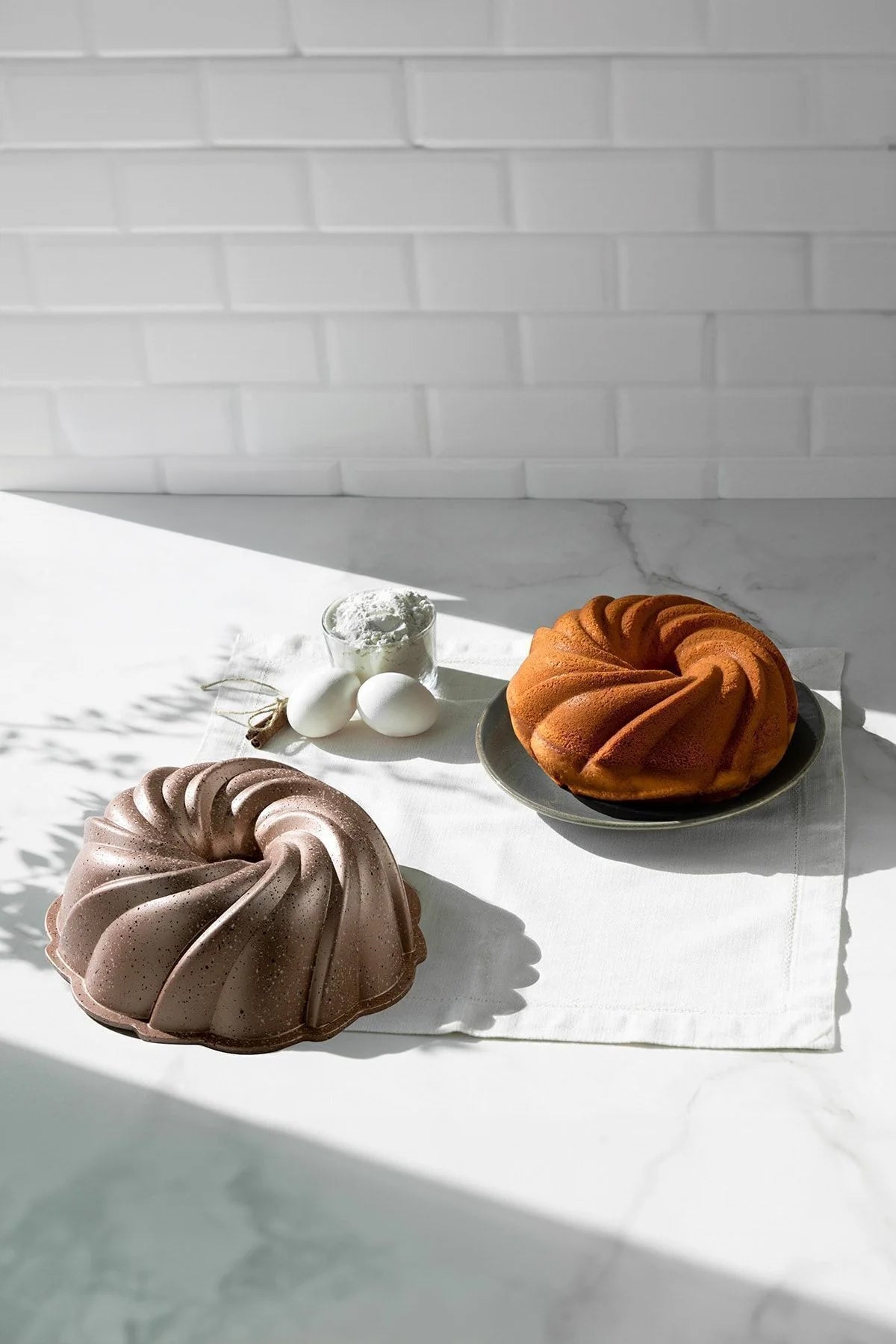 Buket Rose Gold Döküm Kek Kalıbı 24 Cm
