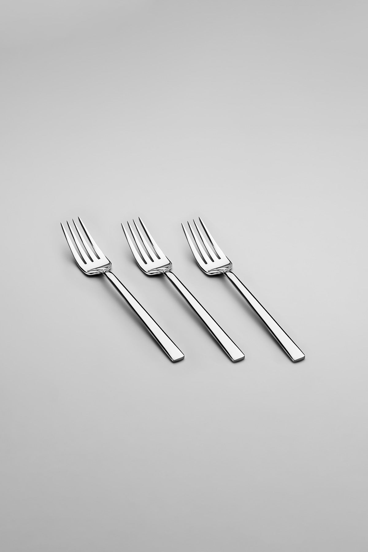 Dalyan Plain 60 Piece Boxed Cutlery Set for 12 People