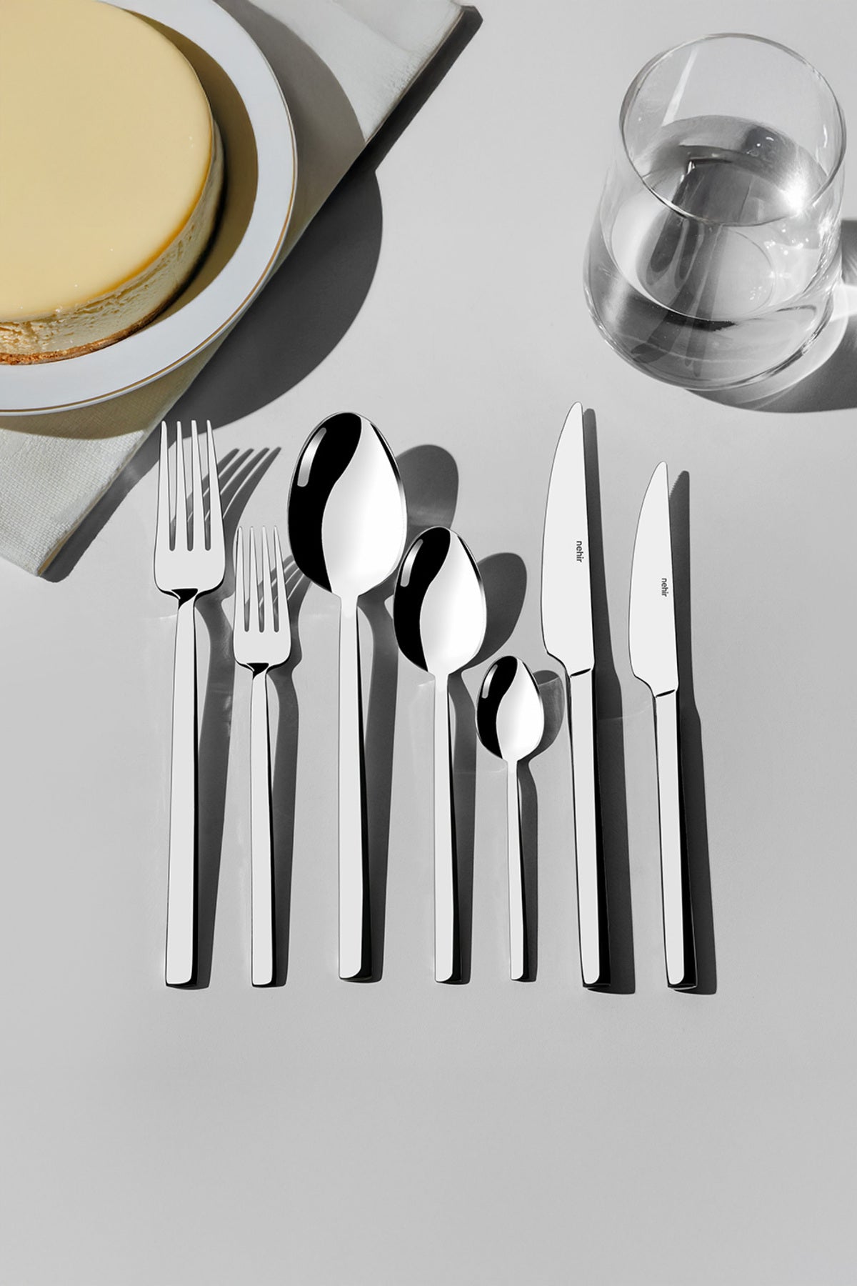 Dalyan Sade 12 Kişilik 89 Parça Kutulu Çatal Kaşık Bıçak Takımı