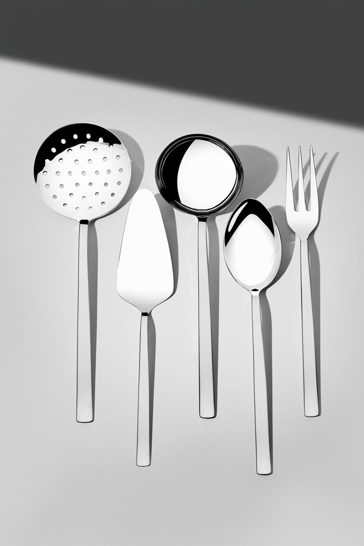 Dalyan Satin 12 Person 89 Piece Boxed Cutlery Set