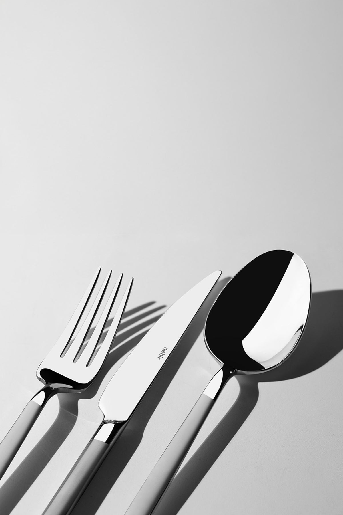 Dalyan Satin 12 Person 89 Piece Boxed Cutlery Set