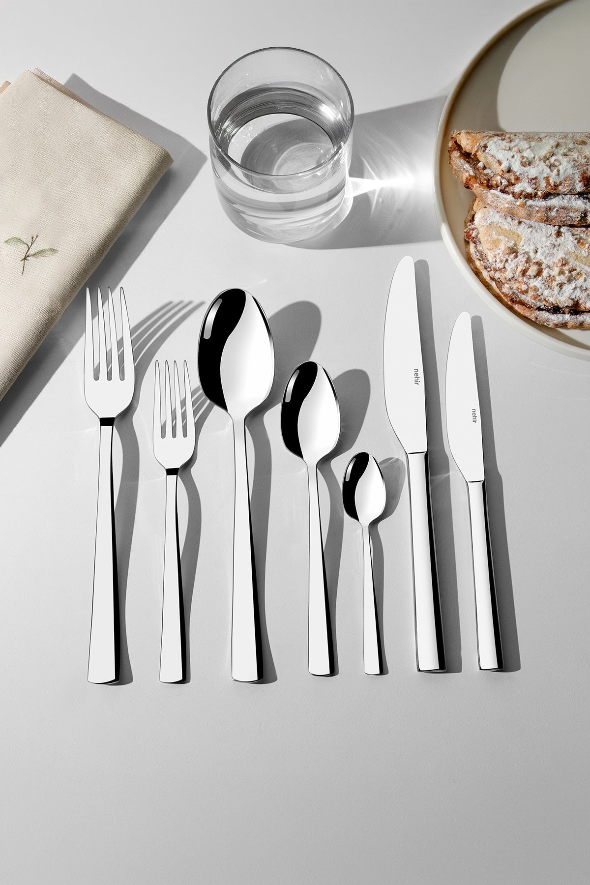 Deniz Sade 12 Kişilik 84 Parça Deri Kutulu Çatal Kaşık Bıçak Takımı