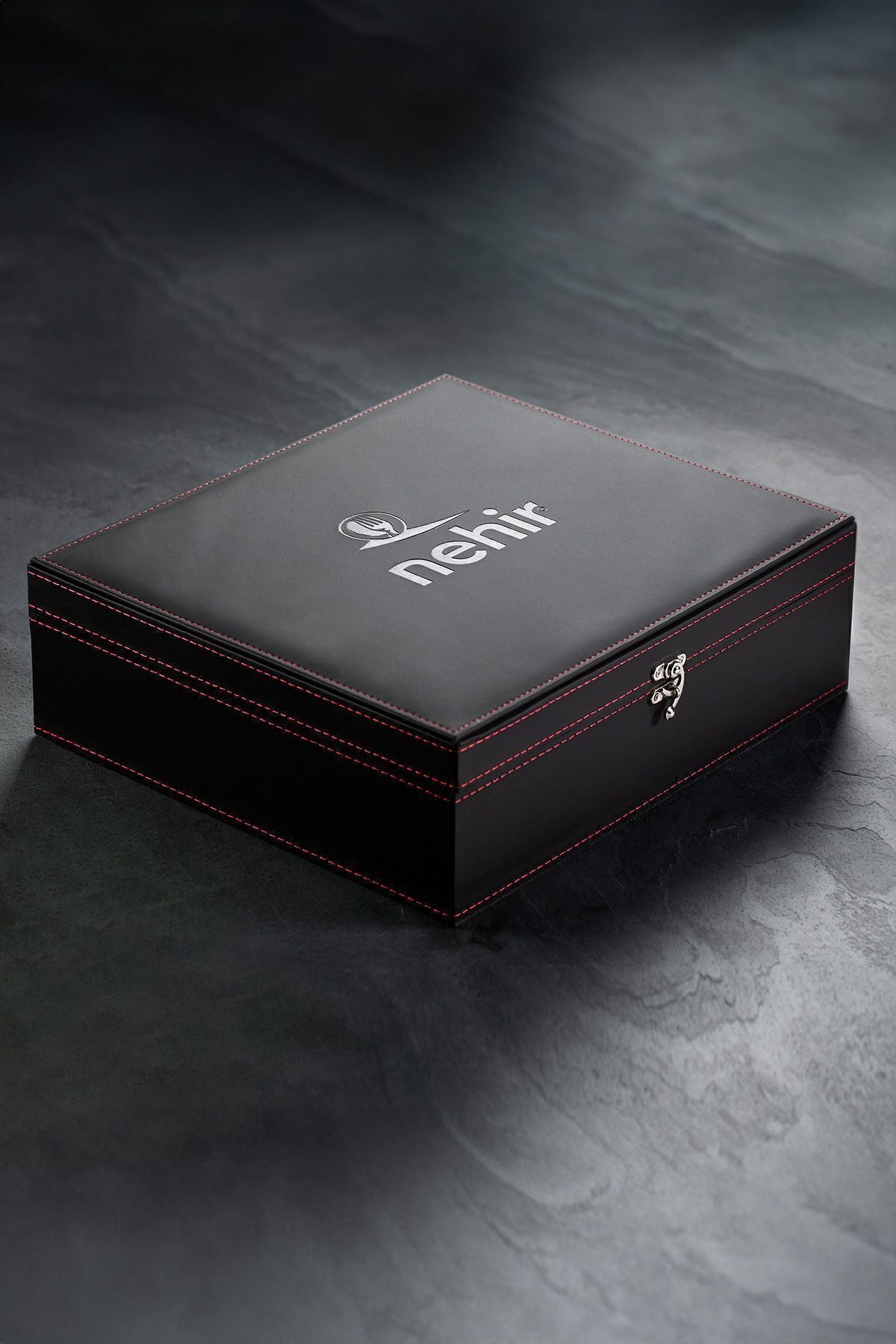 Deniz Sade 12 Kişilik 84 Parça Deri Kutulu Çatal Kaşık Bıçak Takımı