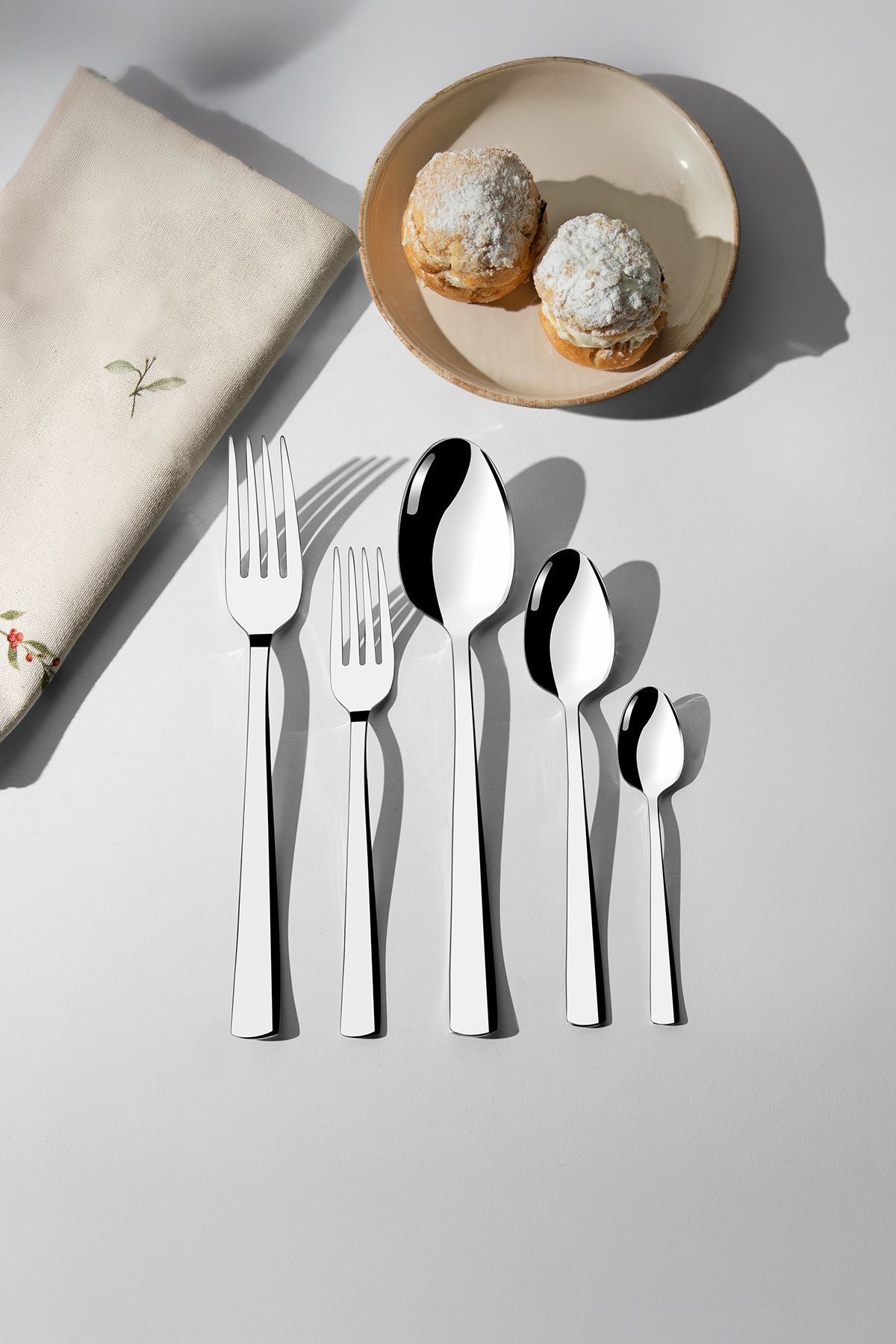 Deniz Sade 6 Kişilik 30 Parça Kutulu Çatal Kaşık Takımı