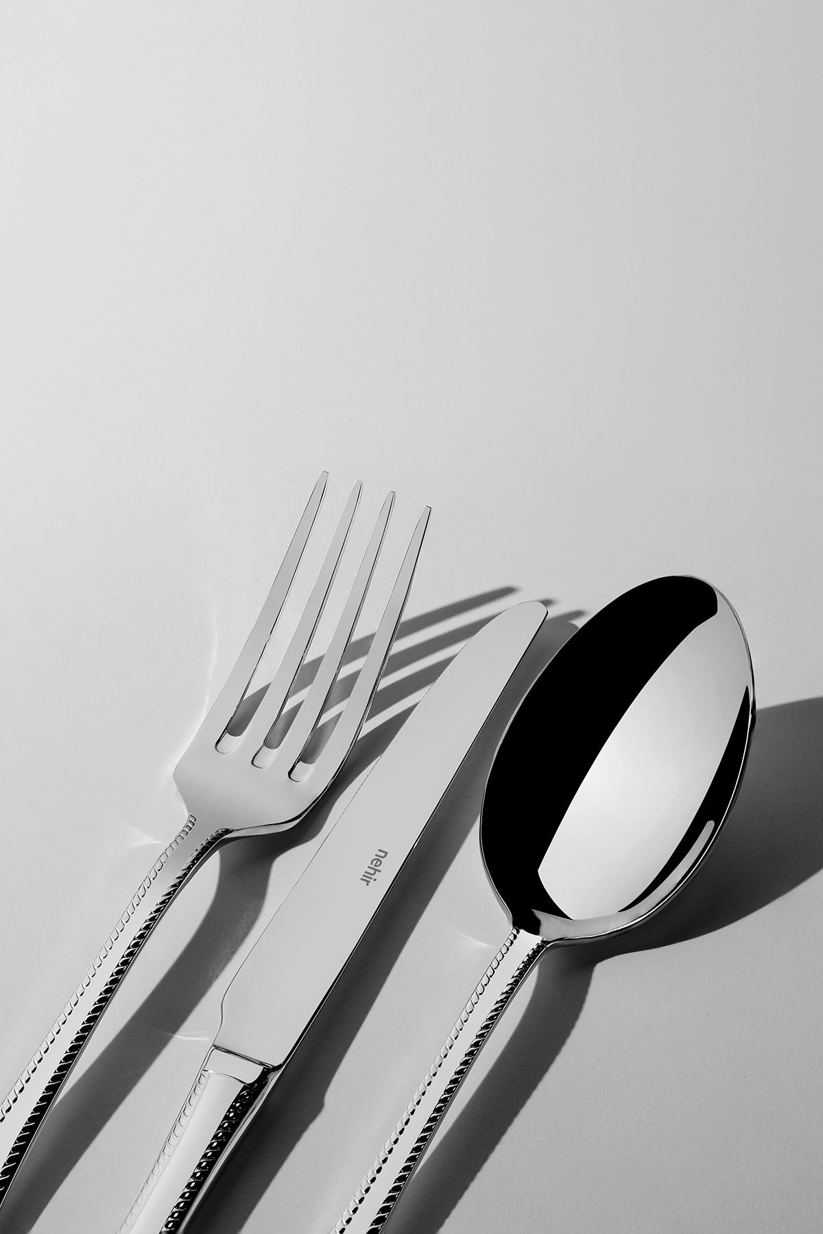 Fulya Sade 12 Kişilik 89 Parça Deri Kutulu Çatal Kaşık Bıçak Takımı