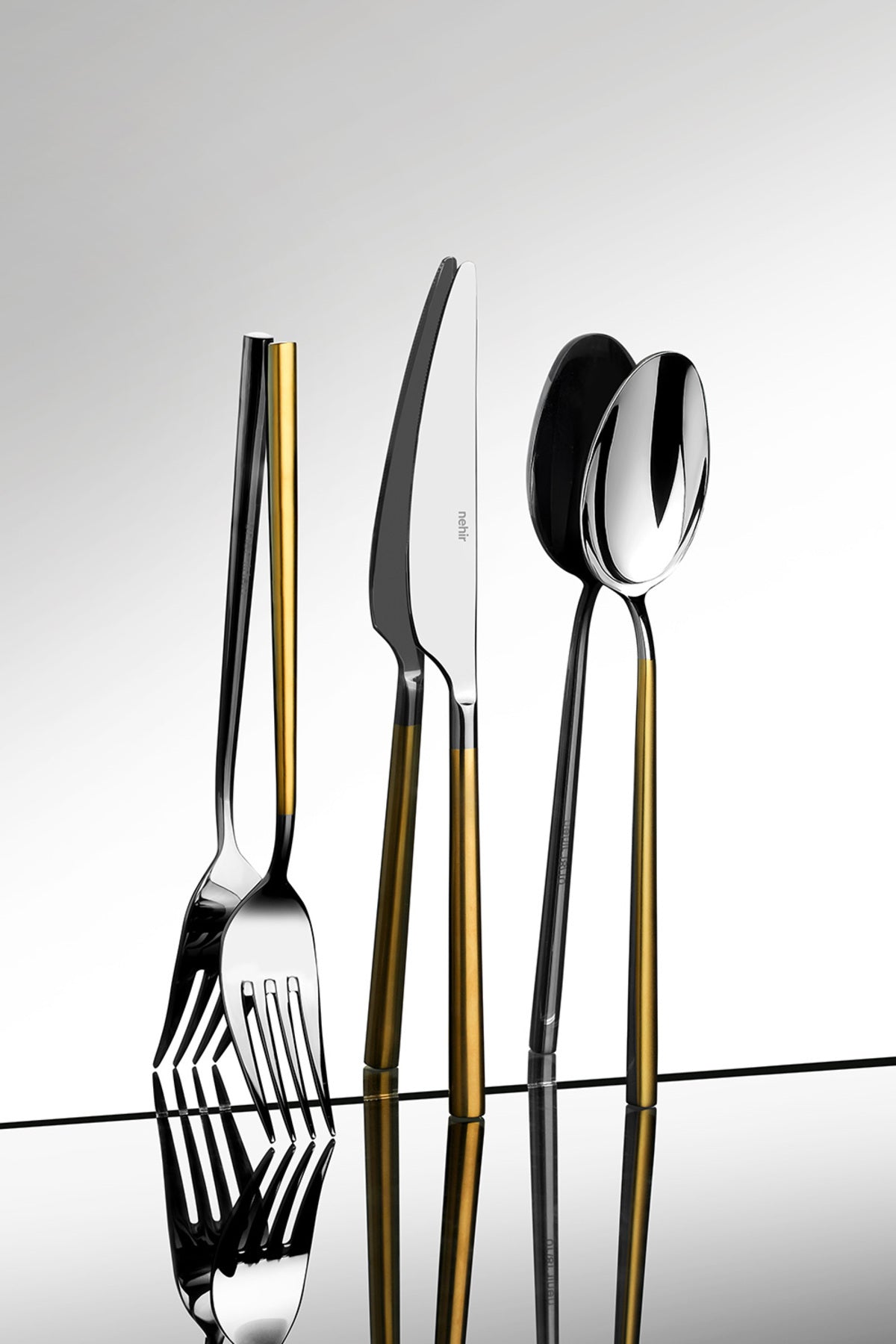 Gloria Altın Saten 12 Kişilik 84 Parça Deri Kutulu Çatal Kaşık Bıçak Takımı