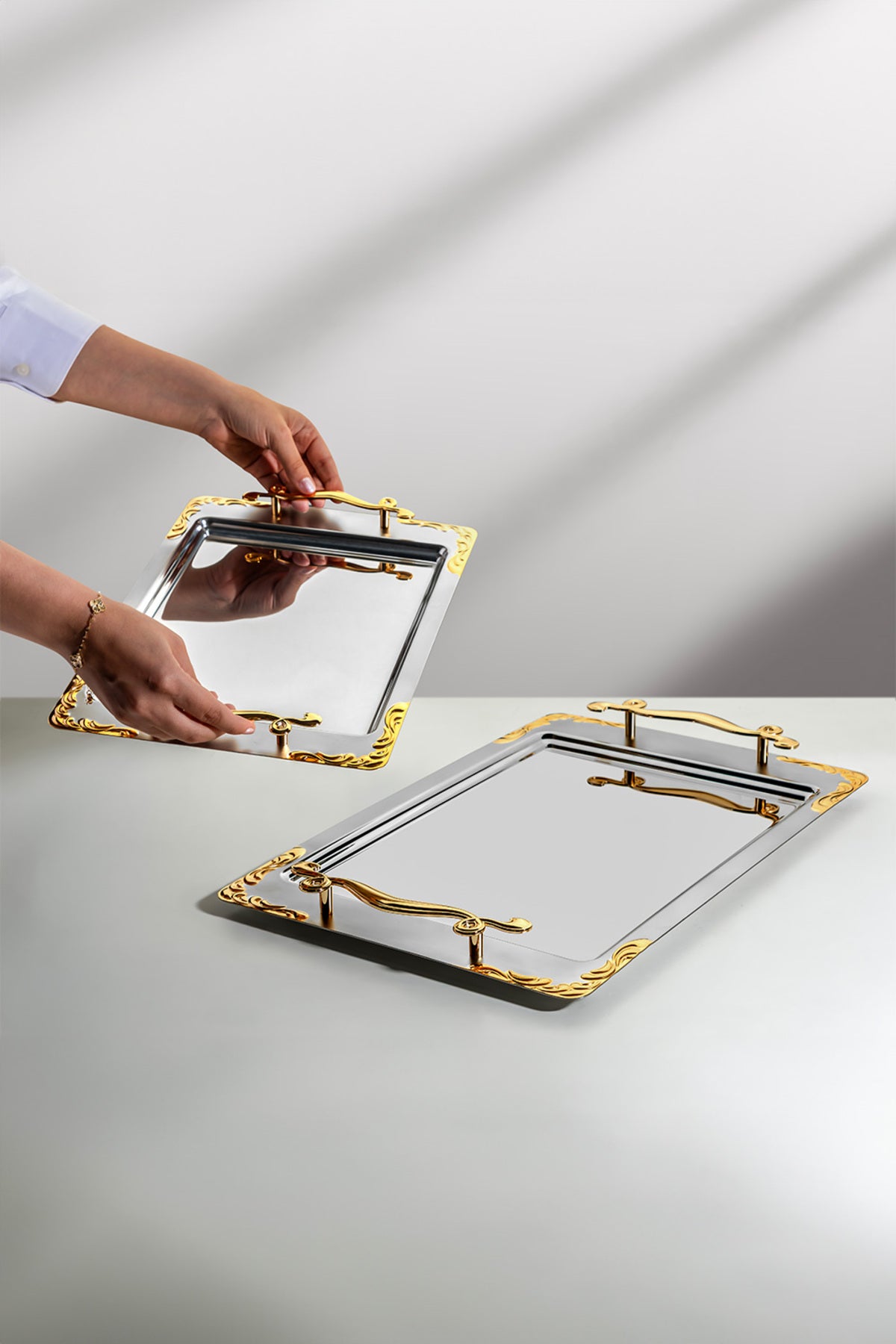 Lalezar 2'li Altın Saten Çelik Tepsi Seti