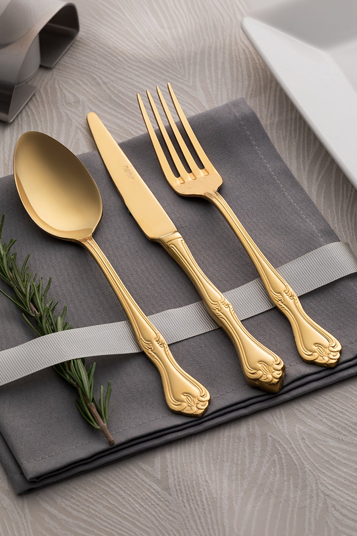 Lalezar Full Gold 12 Person 89 Piece Cutlery Set with Leather Box