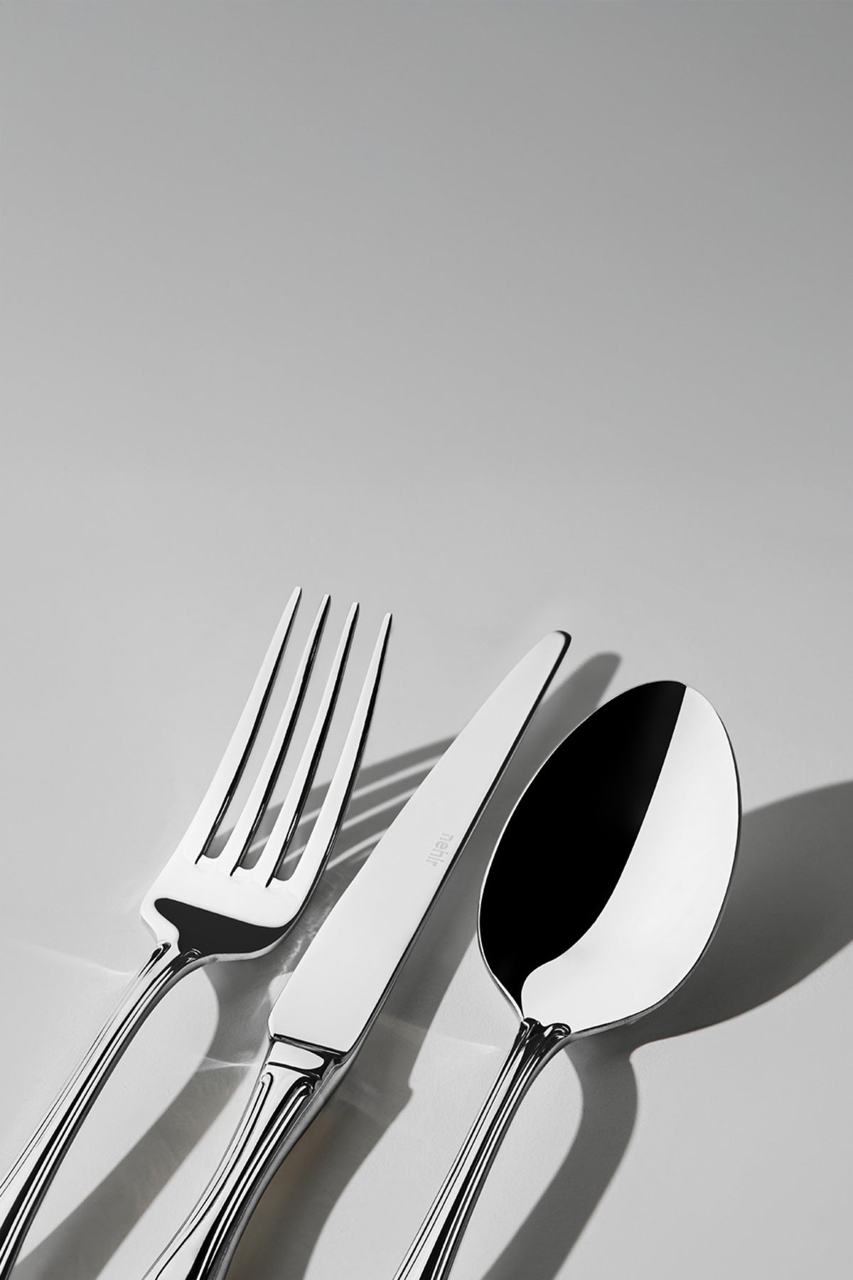 Lalezar Plain 18 Piece Boxed Cutlery Set for 6 People