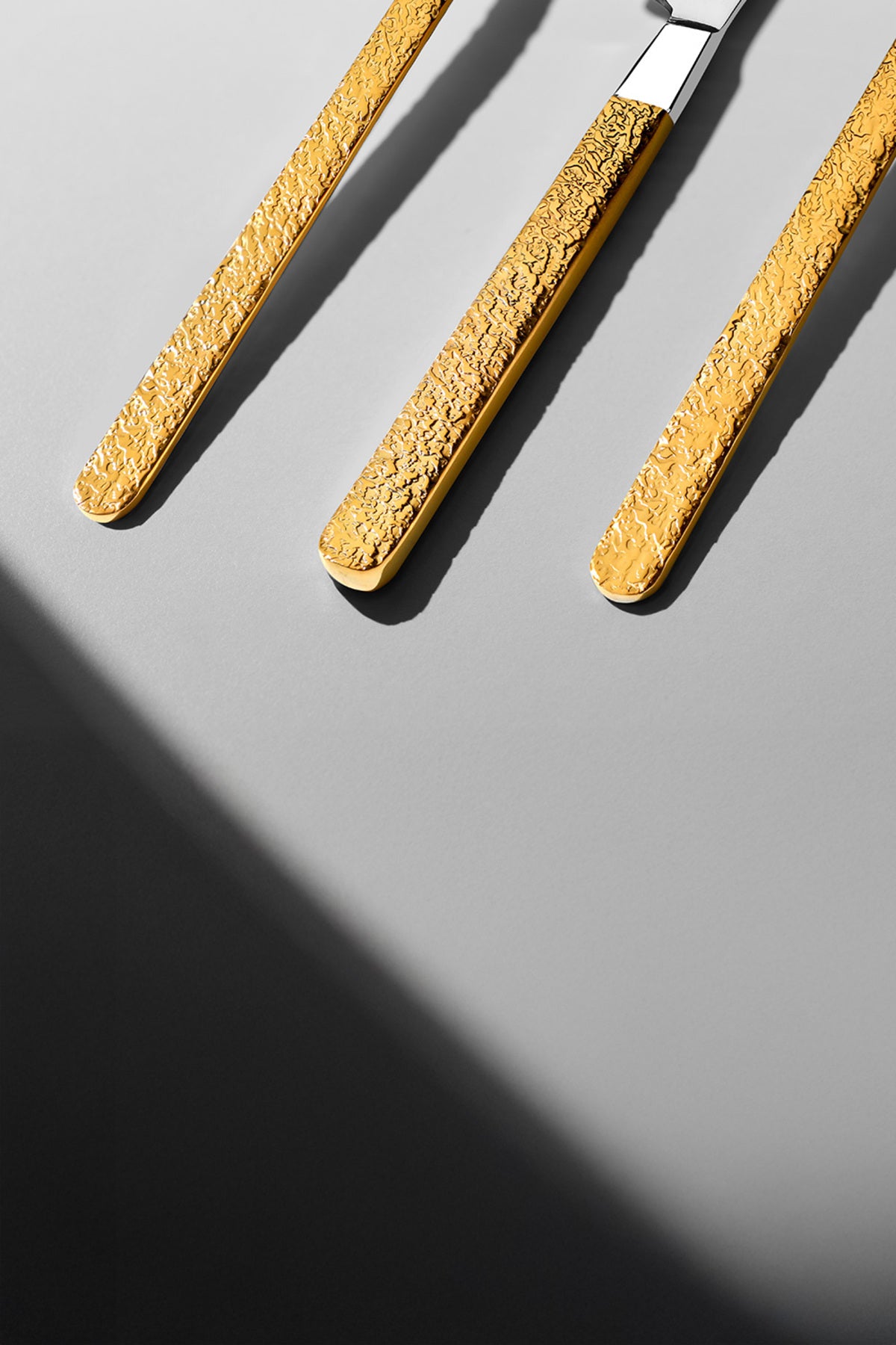 Lyon Altın Sade 12 Kişilik 84 Parça Deri Kutulu Çatal Kaşık Bıçak Takımı