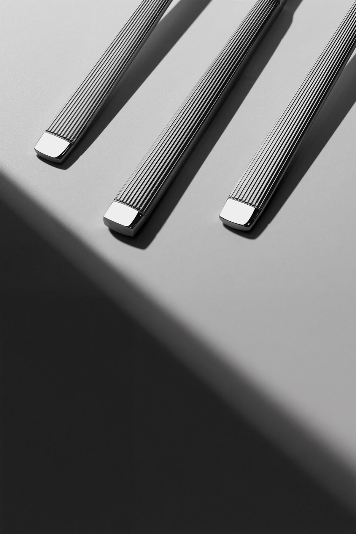 Maria Saten 12 Kişilik 84 Parça Deri Çatal Kaşık Bıçak Takımı