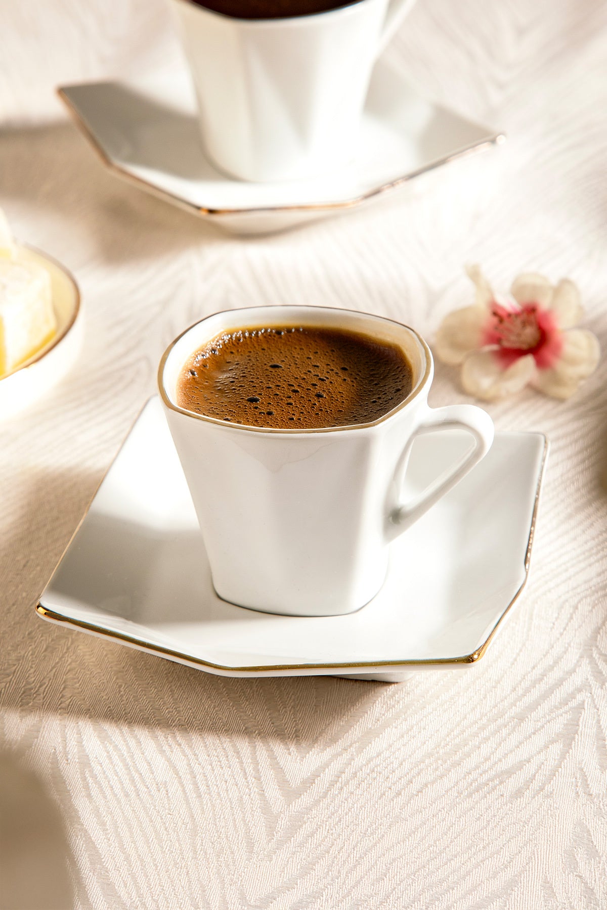 Menekşe 12 Parça Porselen Kahve Fincan Takımı