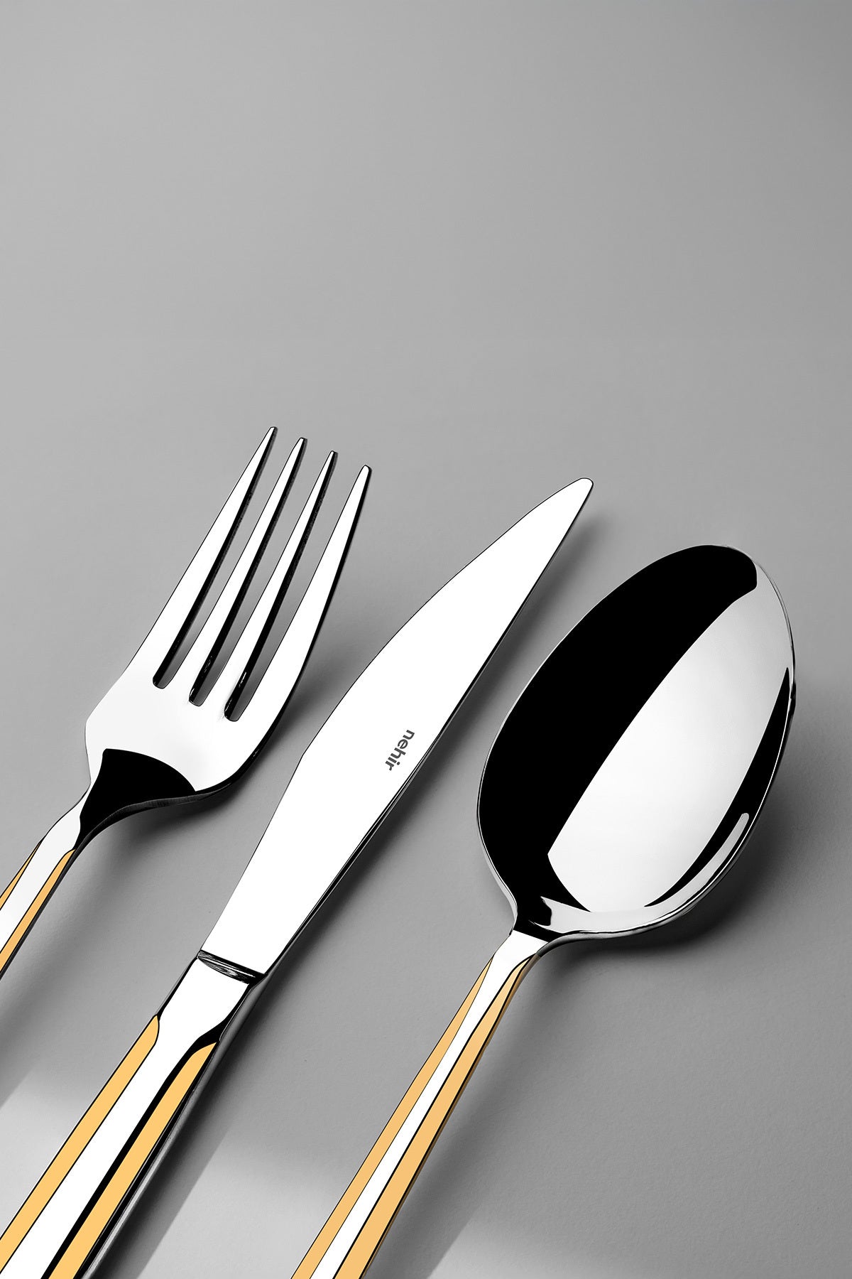 Milano Altın Sade 12 Kişilik 89 Parça Kutulu Çatal Kaşık Bıçak Takımı