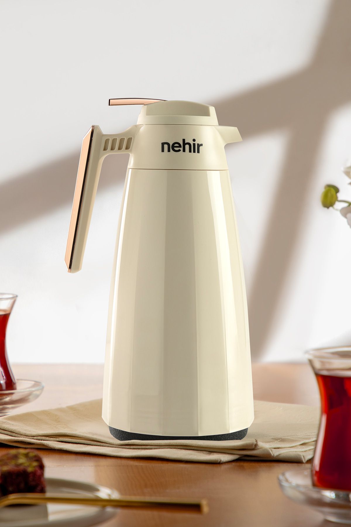 Nihal Termos 1,5 Litre Krem Rose