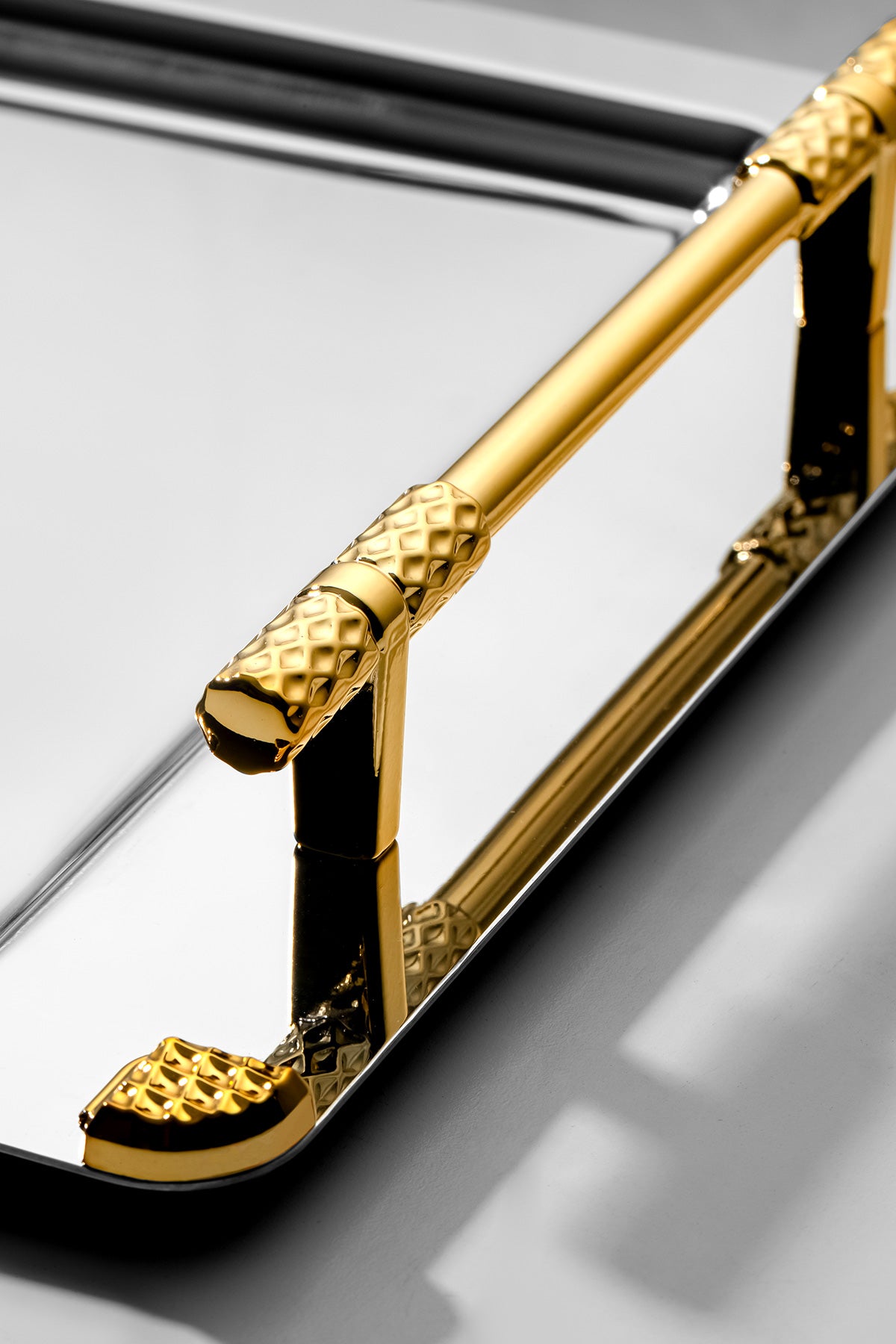 Paris Altın Saten 2'li Çelik Tepsi Seti