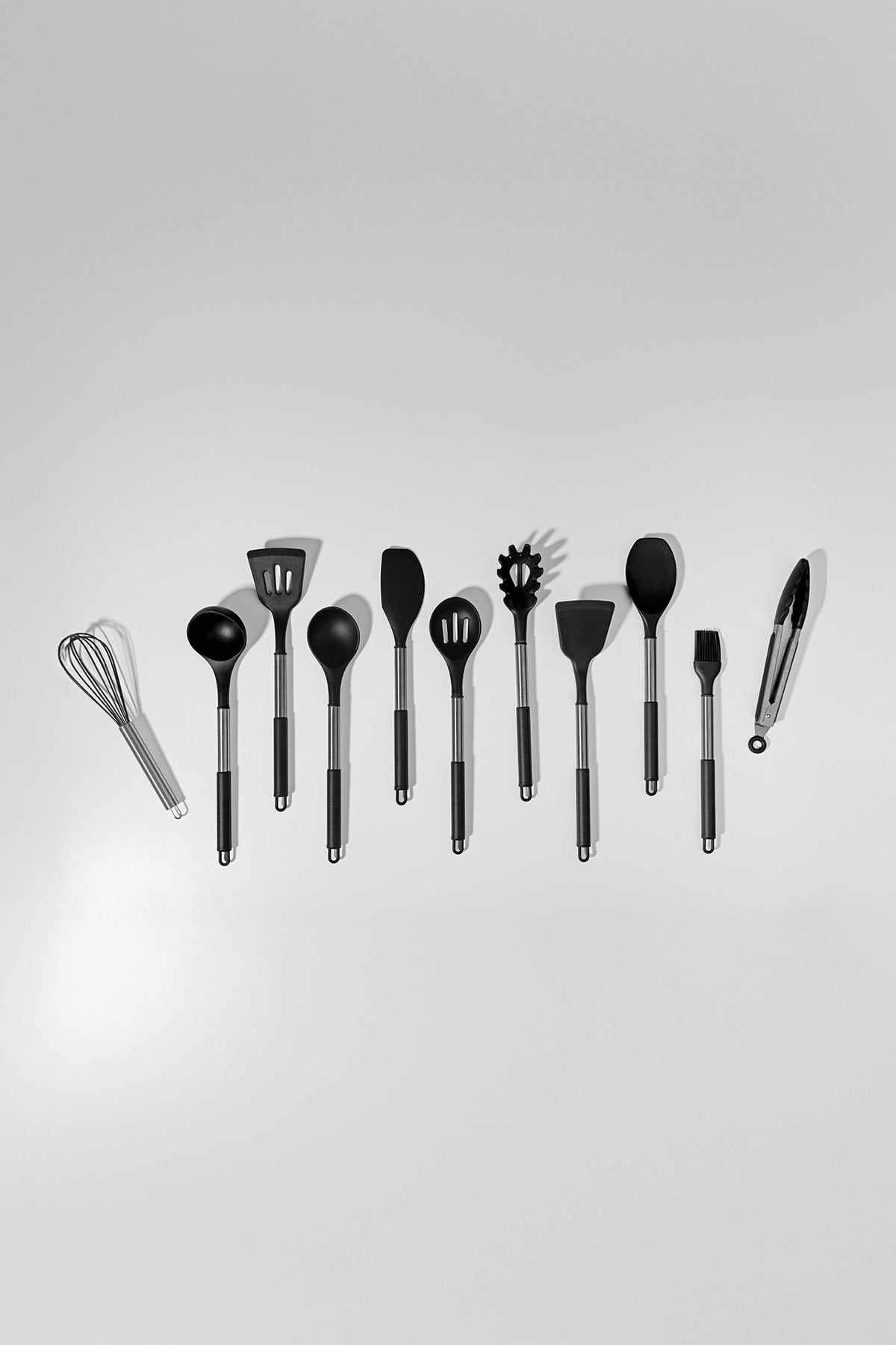 Raven Siyah Paslanmaz Çelik Silikon 12 Parça Servis Takımı