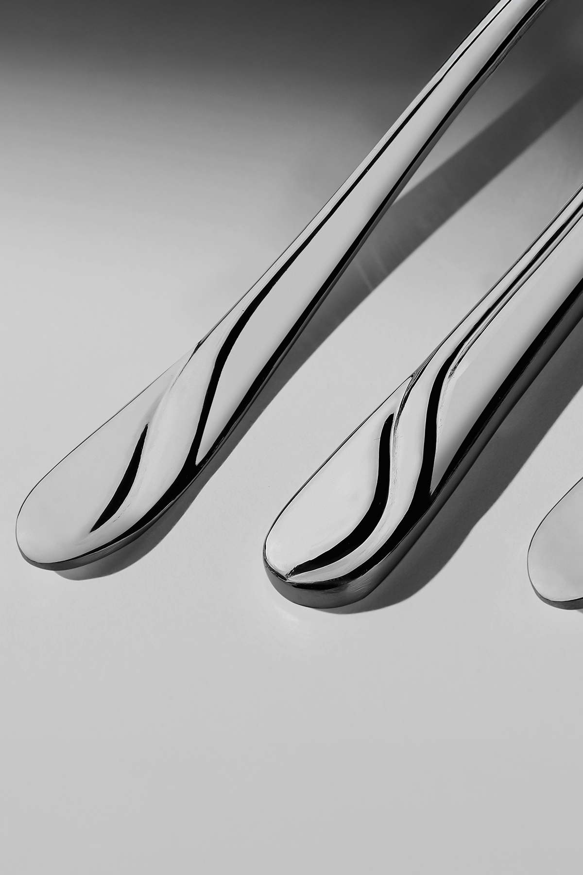 Safir Saten 12 Kişilik 84 Parça Deri Kutulu Çatal Kaşık Bıçak Takımı