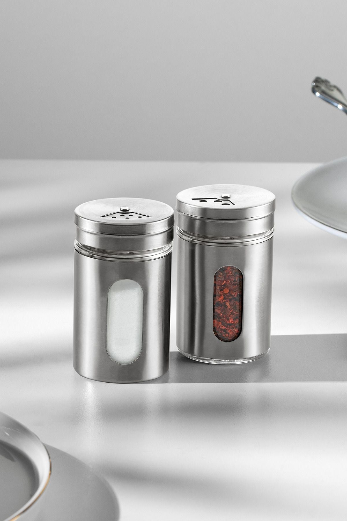 Selvi 2'li Cam Silindir Tuzluk ve Biberlik Takımı