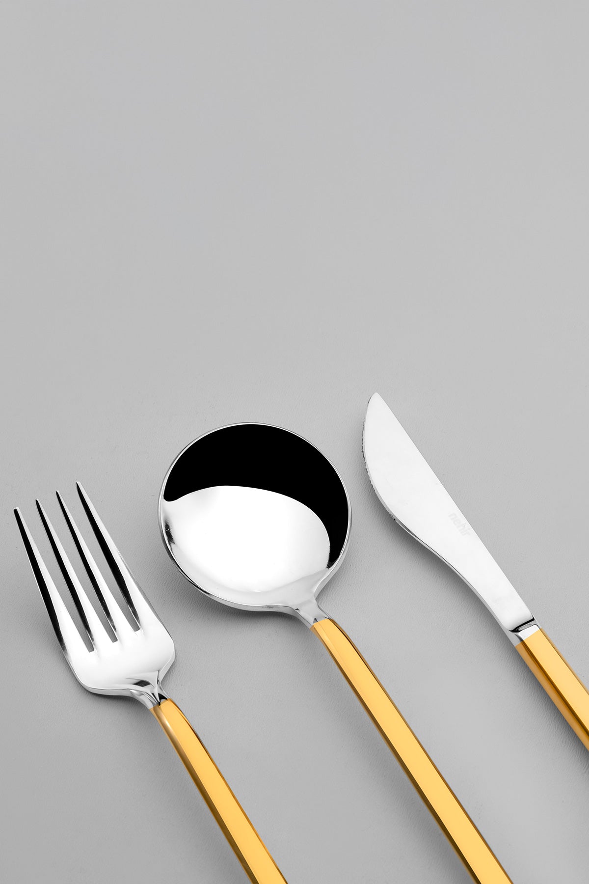 Sofia Altın Sade 12 Kişilik 84 Parça Kutulu Çatal Kaşık Bıçak Takımı