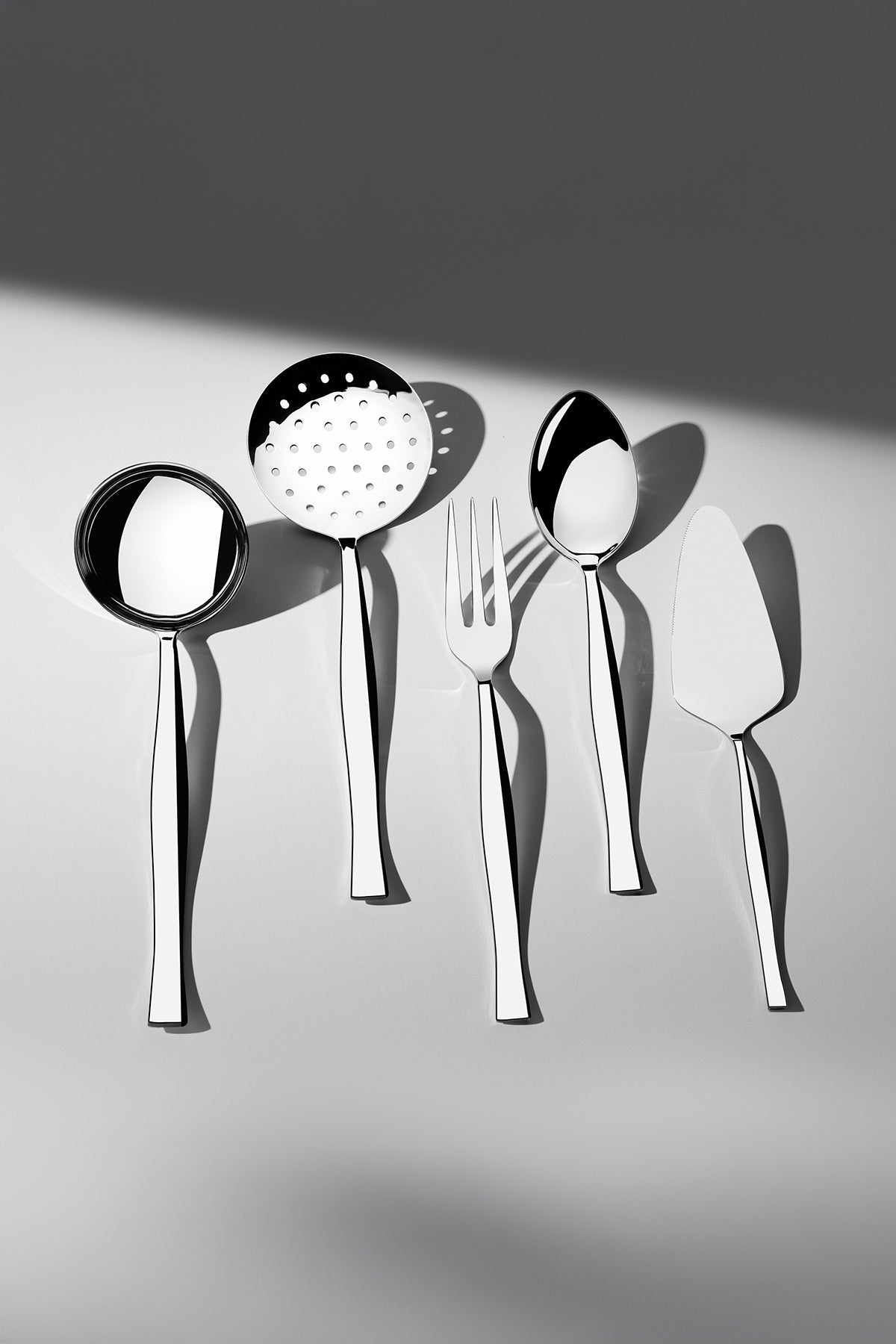 Zarif Sade 12 Kişilik 89 Parça Deri Kutulu Çatal Kaşık Bıçak Takımı