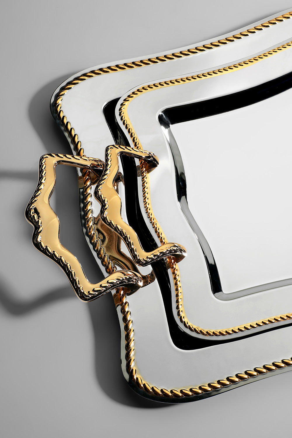 Zincir 2'li Altın Sade Çelik Tepsi Seti