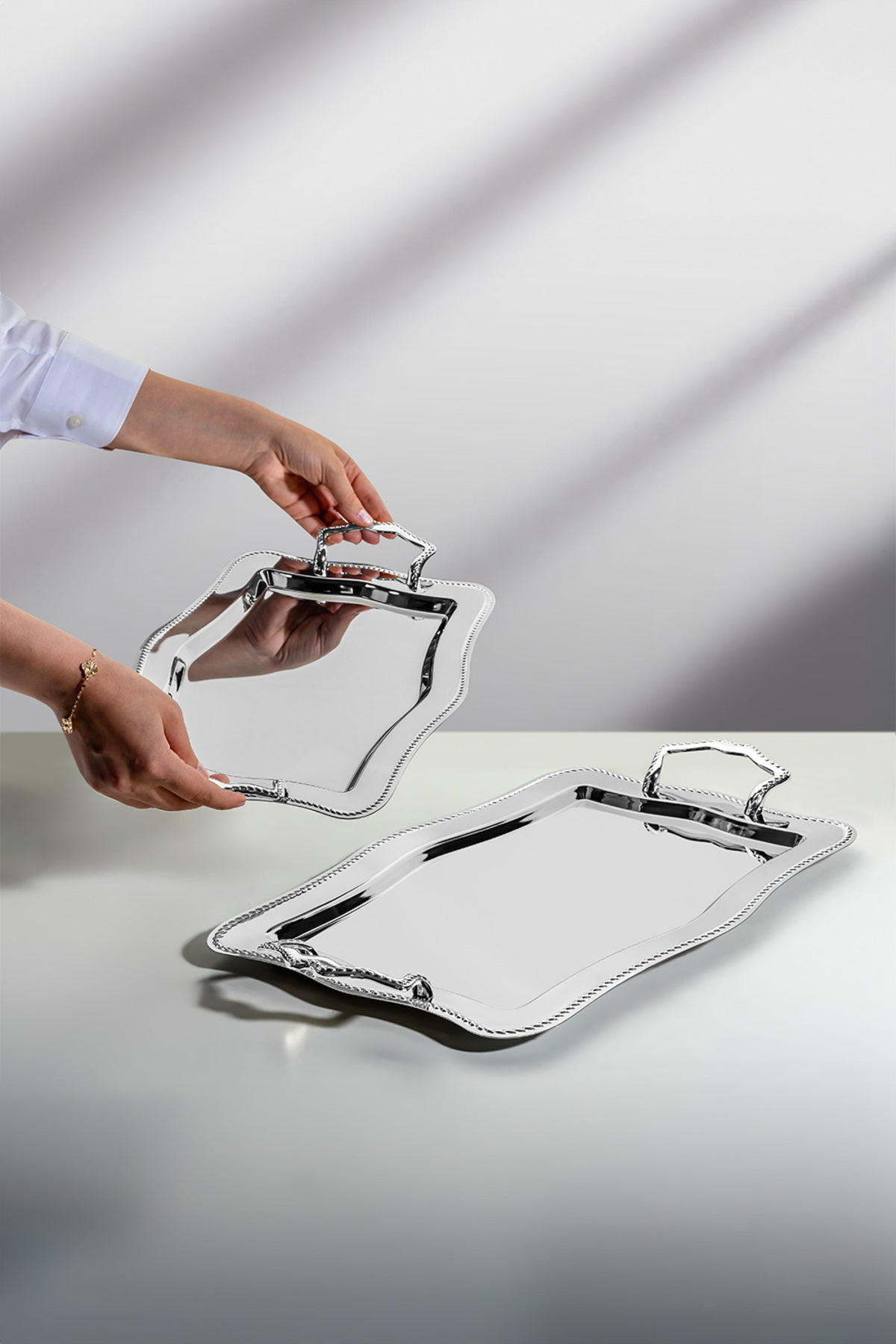 Zincir 2'li Sade Çelik Tepsi Seti